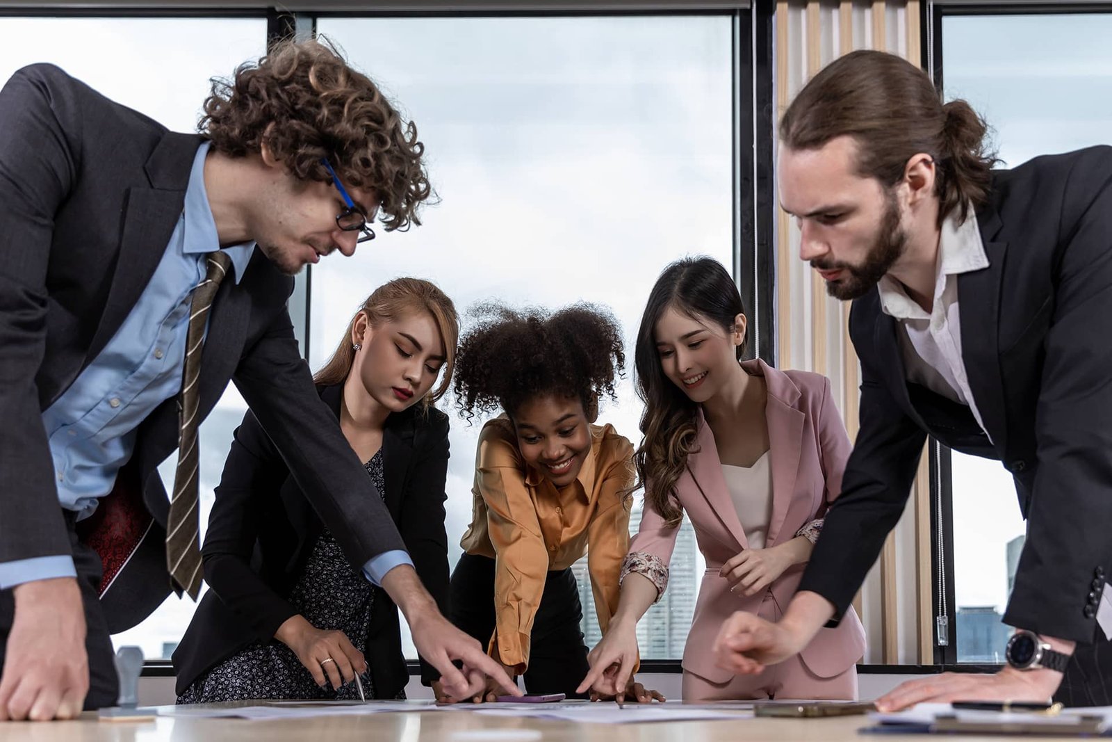 Innovation Chronicles: Stories of Success in Business and Consulting.