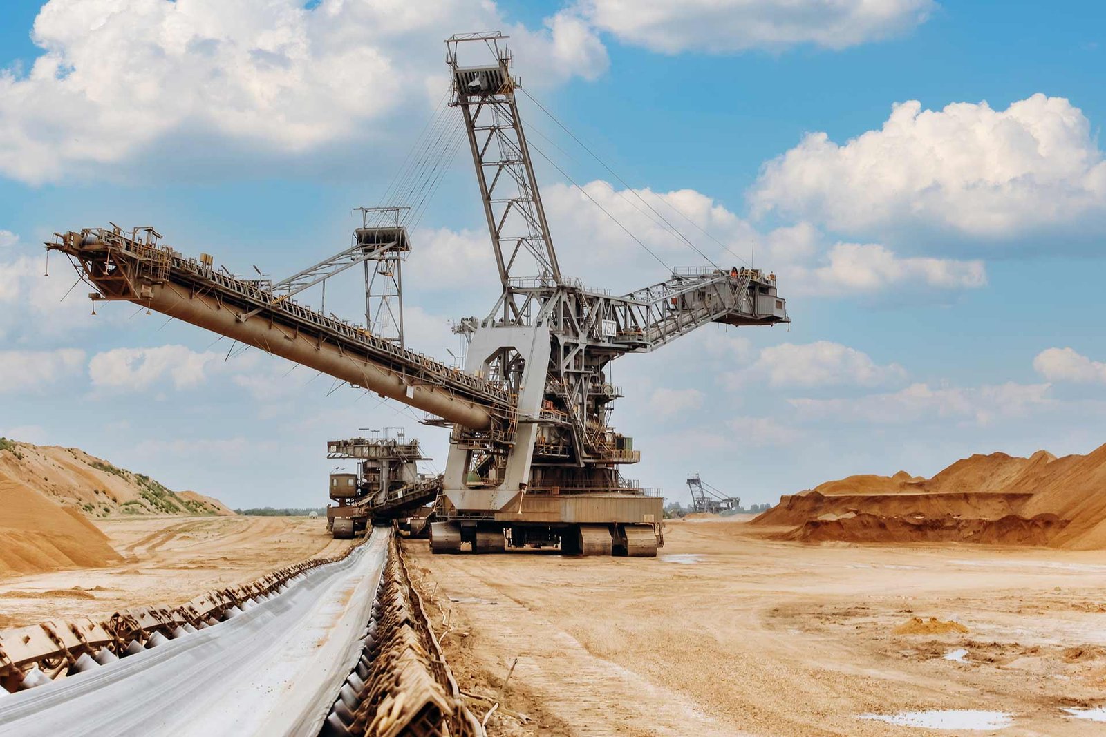 AI and Automation: Revolutionizing Mining Efficiency