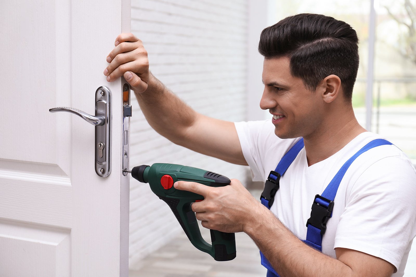 Choosing The Right Locksmith For Your Property
