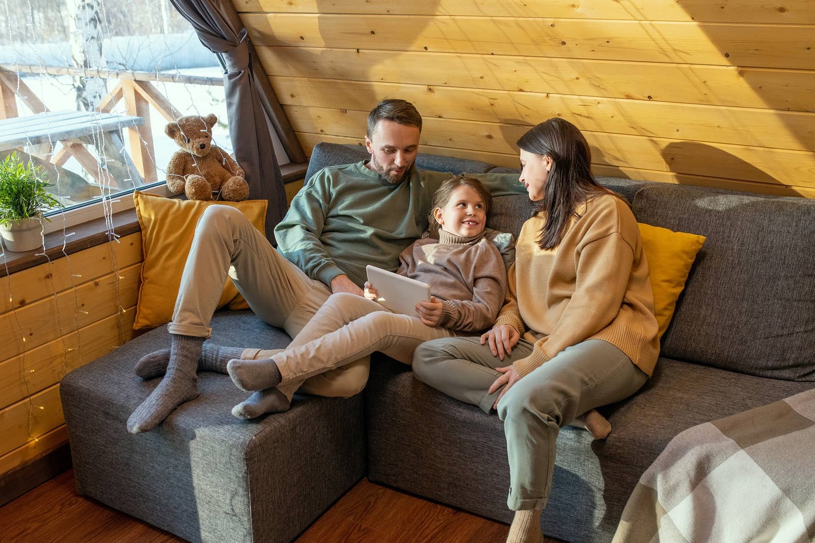 Cozy Escapes: Exploring the Charm of Nature Cottages