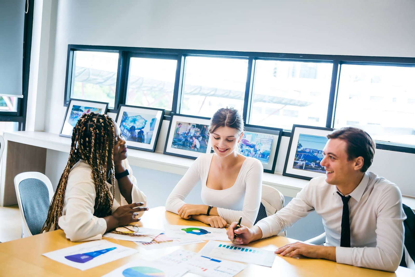 Innovative Research Methods for Competitive Market Edge